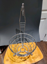 Metal fruit basket with hanger hook for banana