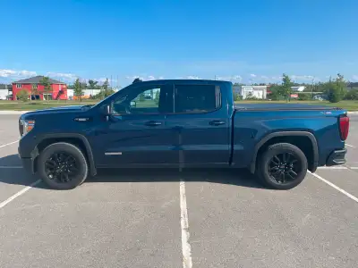 2021 GMC Sierra Elevation. 3.0 L Duramax Diesel. The truck is in very good condition a few small scr...