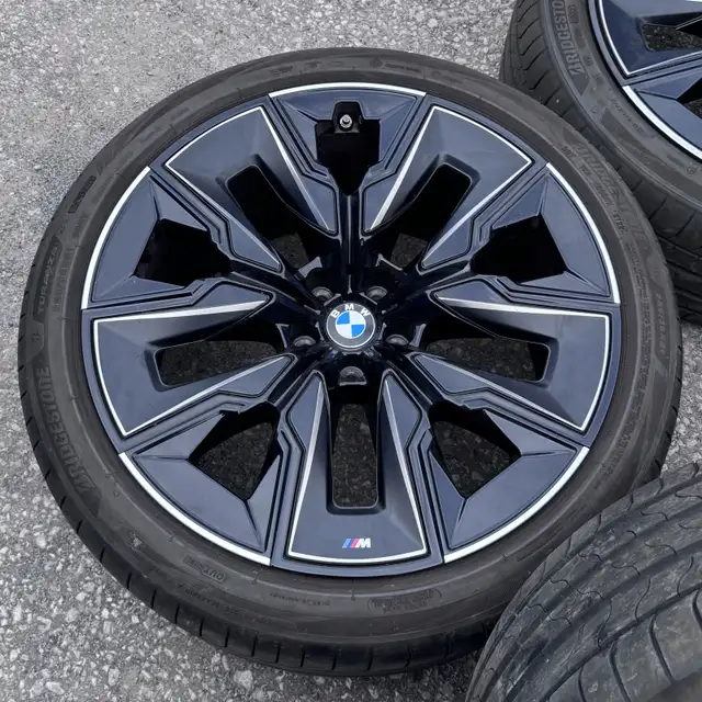 BMW 7 Series - i7 - X3 *OEM* 21 Inch Wheels & Sensors & Tires in Tires & Rims in City of Toronto - Image 5