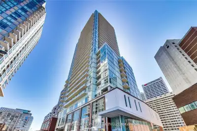 2 Bedroom 2 Bathroom with 1 Parking Yonge & Eglinton