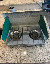 Vintage 1980 Coleman propane camp stove