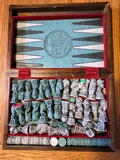 Vintage Aztec Vs. Conquistador Chess set. Nice Details. Materials: Wood and Resin. Complete with Sto...
