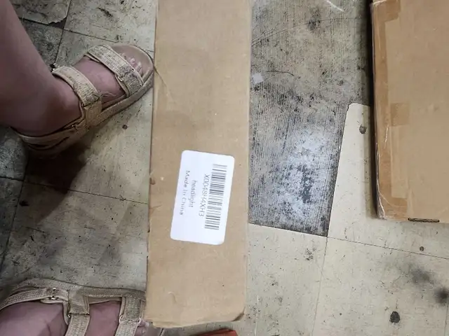 Cab Roof Marker Lights Smoked in Motorcycle Parts & Accessories in Hamilton - Image 3