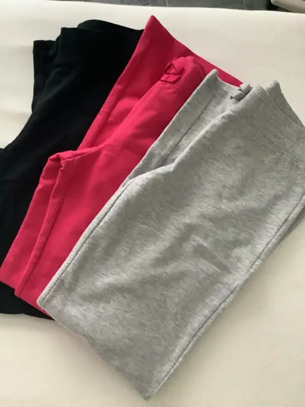 3 Pantalons pour fille (10/12 ans) in Kids & Youth in Longueuil / South Shore - Image 7