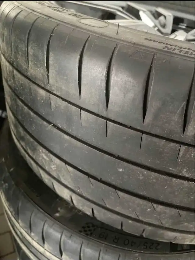 19 Inches BMW OEM rims with 255/35R19 Performance tires in Tires & Rims in Edmonton - Image 4