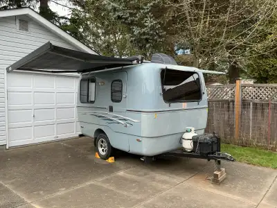 Features Double bed with memory foam cushions, sleeps two / converts to a dinette. Comfortably seats...