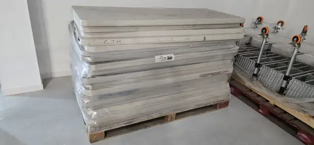 Folding Table 6'64545701211267122