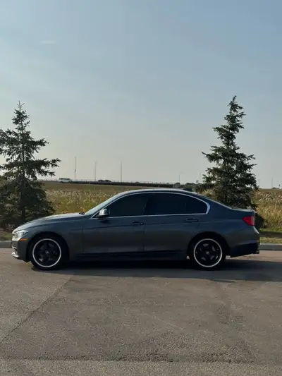 2015 F30 BMW 320i for SALE. Well maintained car having No Mechanical issues. Leather seats and heate...