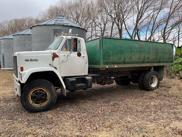 Chev Bruin Grain Truck in Farming Equipment in Prince Albert