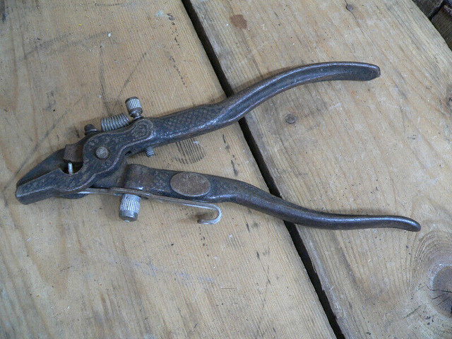 plusieurs outils antique a différent prix dans Art et objets de collection  à Lanaudière - Image 4