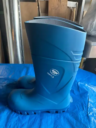 Bekina safety boots, View more