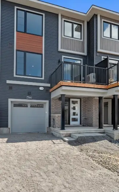 Beautifully modern avenue townhouse in Weavers Way. See listing for details, pictures and to request...