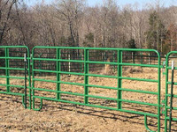 CORRAL AND ROUND PEN PANELS*STRONG W/EXTRA BRACES*FARM GATES*