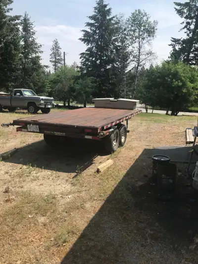 7 x 14 Highboy trailer Comes with 1 jack on each corner of trailer . Comes with folding camper stair...