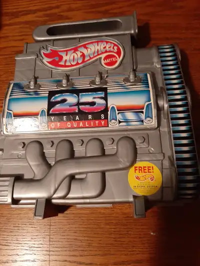1992 Hot Wheels 25th Anniversary Carrying Case c/w cars, View more