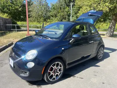 For sale a 2013 Fiat 500 with 93200 kms. Well taken care of by myself and the former owner, a friend...