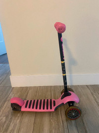 Child scooter