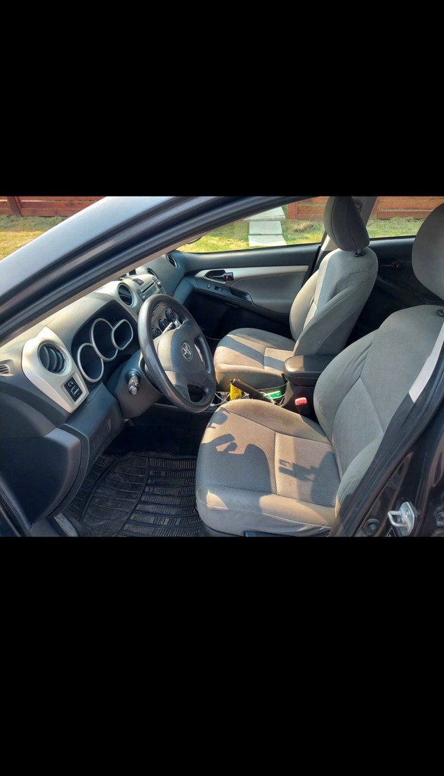 Toyota Matrix 2010 automatic — photo 5