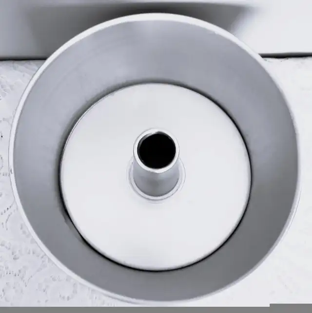 STAINLESS STEEL ANGEL FOOD CAKE PAN in Kitchen & Dining Wares in Calgary - Image 4