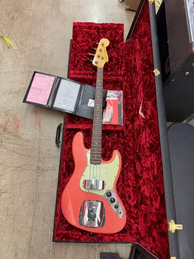 2022 Fender Custom Shop '64 Jazz Bass Journeyman Relic - Ltd Ed, View more