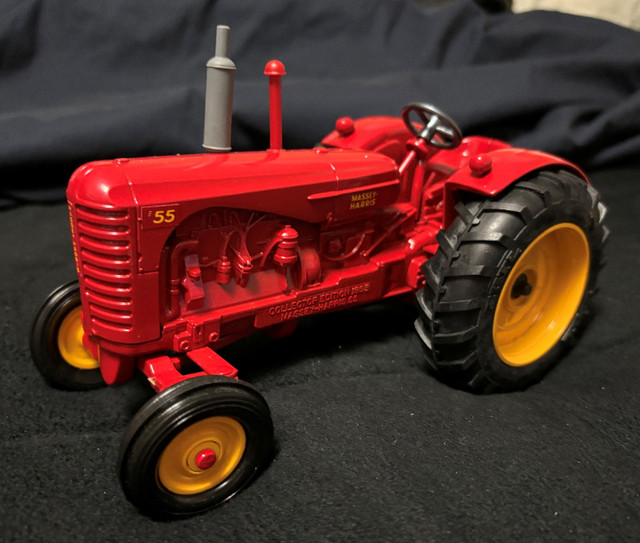 PRICE REDUCED 1/16 Scale Diecast Ertl Massey Harris 55 Tractor in Arts & Collectibles in Edmonton - Image 2