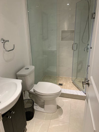 Private room with ensuite bathroom near SQ 1, immediately 
