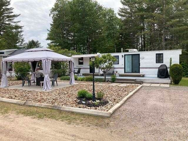 Park Model Trailer incls Landscaped Lot on Gorgeous Lac Campion in Land for Sale in Gatineau - Image 2