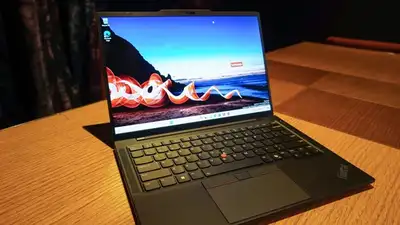 Lenovo T14s 14" Touch Screen i7-1185G7 3.0Ghz, View more