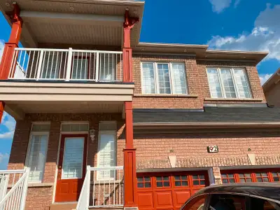 SPACIOUS 4 BEDROOM HOUSE FOR RENT NEAR HWY 410 AND BOVAIRD