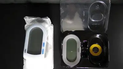 Maison non fumeur. BIEN LIRE Un module neuf d'affichage de temps pour les brosses à dents Oral B. $7...