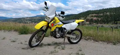 Lowered 2004 Suzuki Dr-Z400s great for shorter riders. READY TO RIDE! All service up to date. -Fesh...