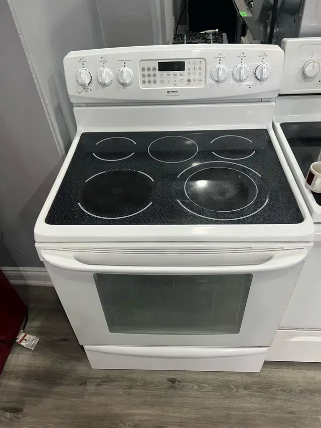 wow!! white 30 inch w freestanding electric stove range oven  in Stoves, Ovens & Ranges in Oakville / Halton Region - Image 3
