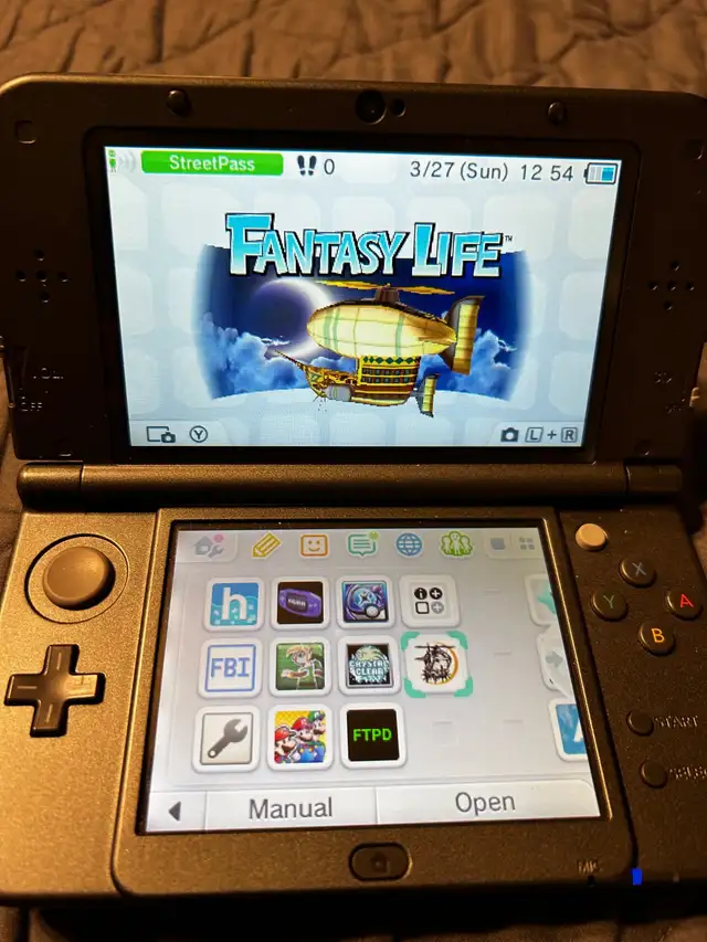 New Nintendo 3DS XL Legend Of Zelda Hyrule Edition Dual IPS in Nintendo DS in Oshawa / Durham Region - Image 8