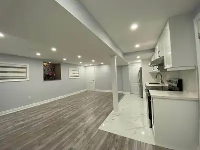 2 bedrooms look out Basement for rent in Brampton