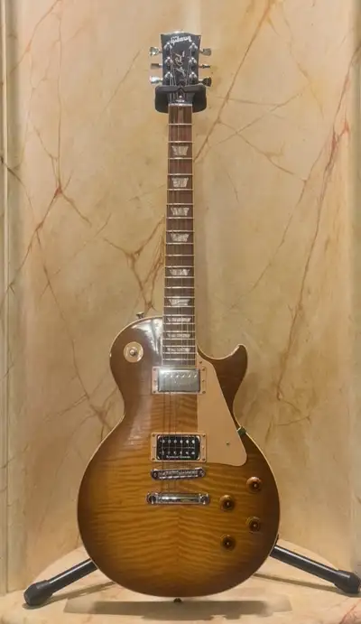 2008 Gibson Les Paul Honey Burst Standard - Excellent- OHSC, View more
