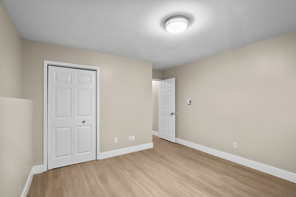 LOVELY 2 BEDROOM BASEMENT APARTMENT - RENTED 4