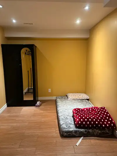 One Room available in 2 Bedroom Basement(Brampton) Hello, I have 1 Private bedroom available. Rent i...