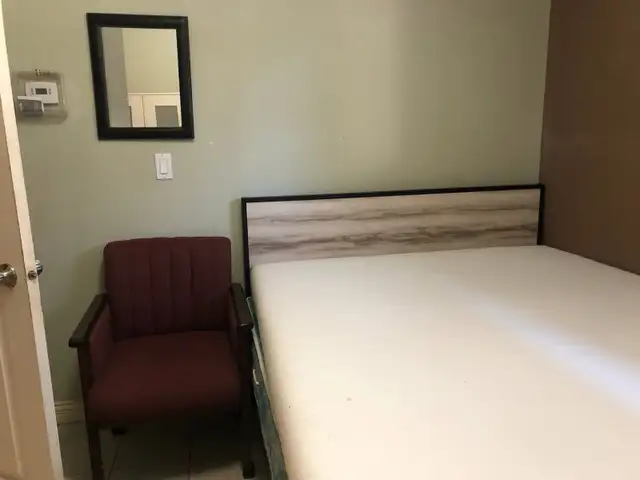 FURNISHED ROOM AVAILABLE NOW in Room Rentals & Roommates in Vancouver - Image 4