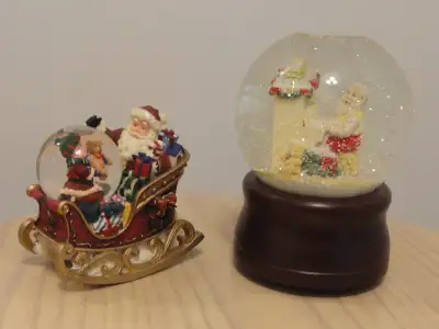 CHRISTMAS MUSICAL SNOW GLOBE & SNOW GLOBE SANTA IN SLEIGH DECOR, View more