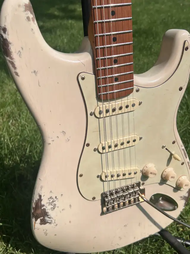 Custom Strat Style Electric Guitar NEW (Heavy Relic) in Guitars in Oakville / Halton Region - Image 2