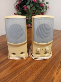 Creative Speakers (plug in) made by Cambridge SoundWorks Inc.