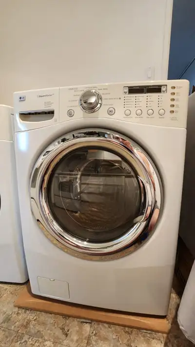 Laveuse sécheuse LG grande capacité, View more