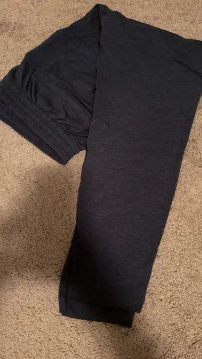 Navy blue men’s Lululemon pants. No longer fit. Paid $120. Asking $60. Size large