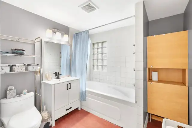 Takhini Duplex for Rent in Long Term Rentals in Whitehorse - Image 6