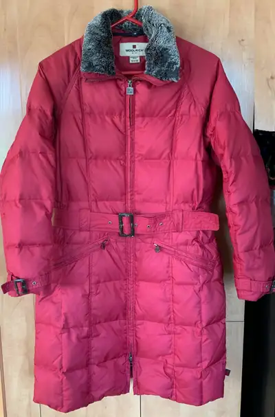 Manteau d’hiver long MEDIUM marque WOOLRICH en excellent état de, View more
