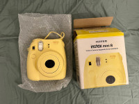 Fujifilm Instax Mini 8 Polaroid Camera