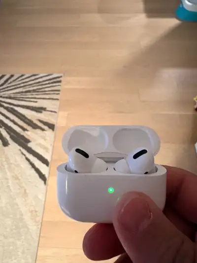 AirPods Pro gen 1, View more