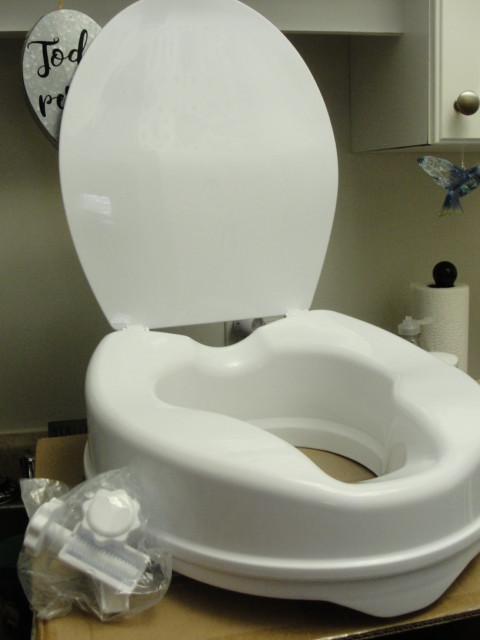 new Raised Toilet Seat in Health & Special Needs in Peterborough - Image 2