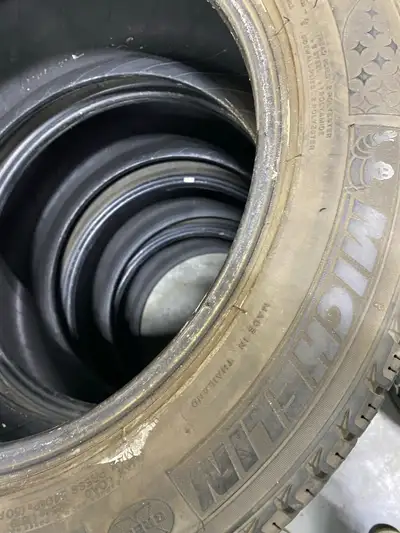 2X Michelin X-Ice and 2x Yokohama Iceguards IG52C. 225/55R17. DOT visible in pictures as long as tre...