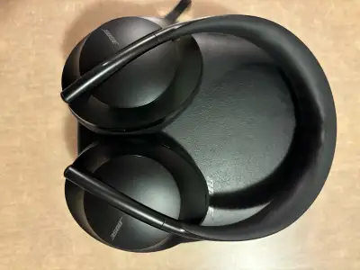 Headphones Bose NC700, View more